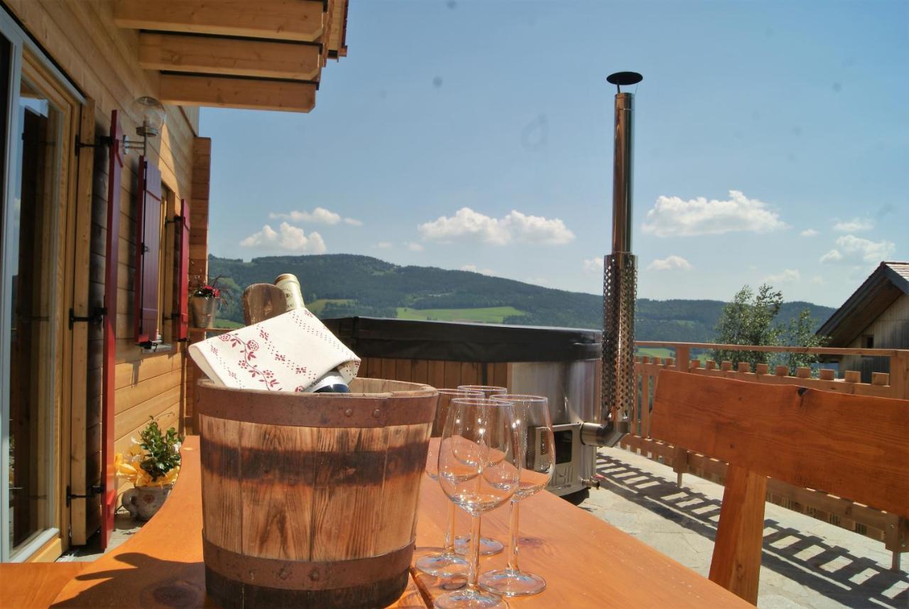 Bergchalet Am Waldrand - Pool, Sauna & Kamin Pöllauberg Eksteriør billede